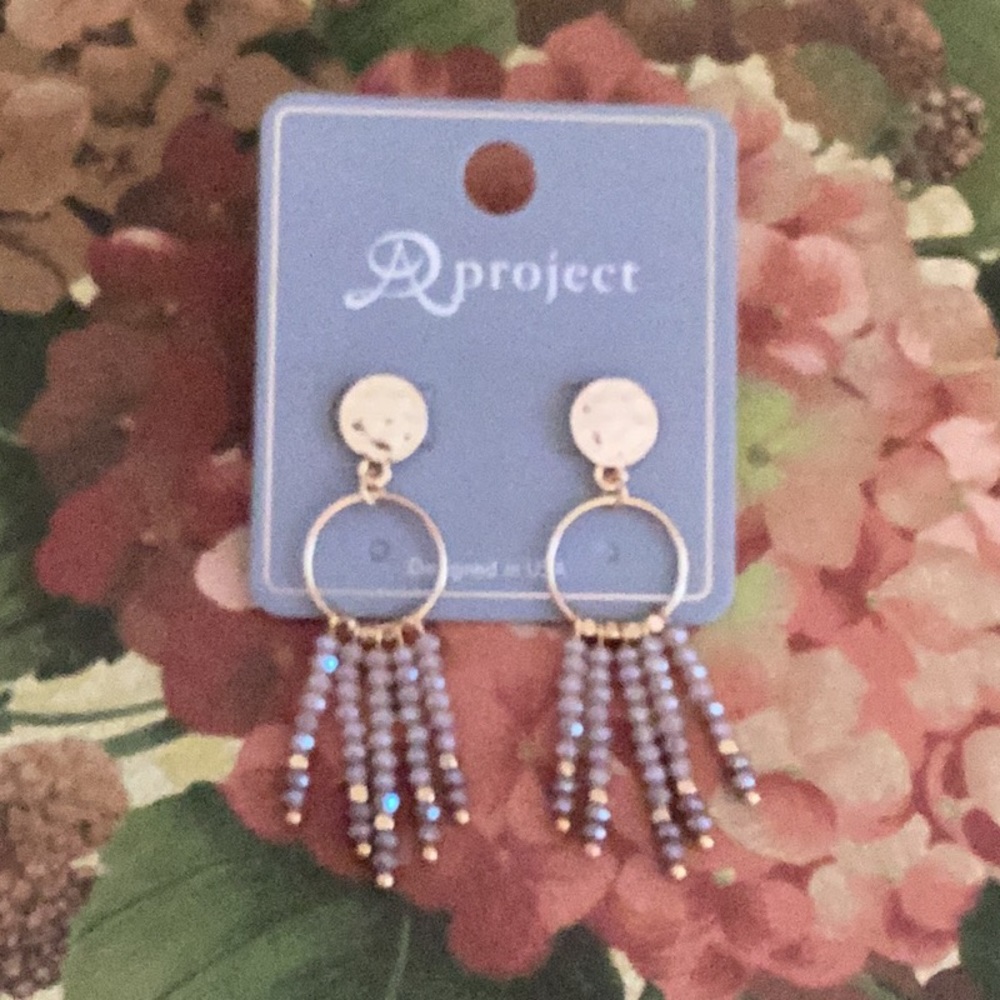 Goldtone Hammered Post Earrings with grayish lavender “dancing” beads